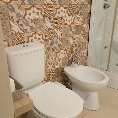 Saranton House Pensjonat Katania