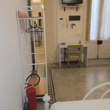 Pensjonat Saranton House 4*