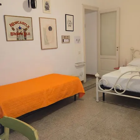 Saranton House Pensjonat Katania