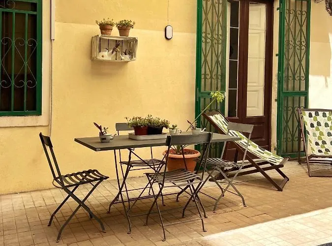 Saranton House Catania
